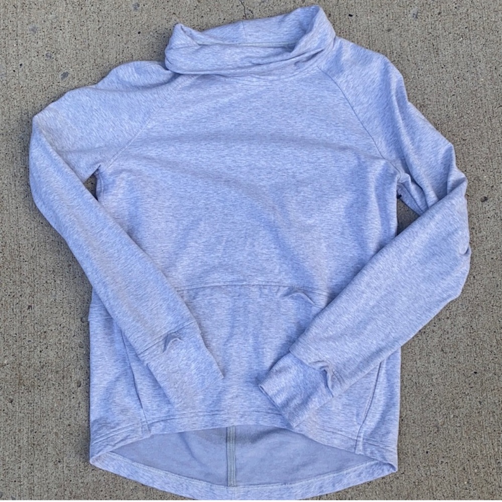 Lululemon find your unwind Pullover Size 4